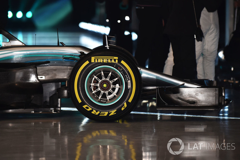 Mercedes AMG F1 W09, dettaglio anteriore