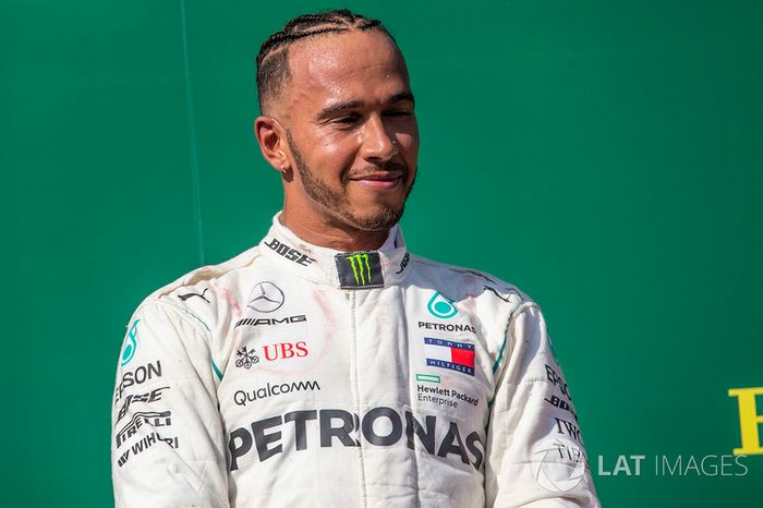 Lewis Hamilton, Mercedes-AMG F1 en el podio