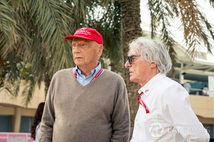 Niki Lauda, presidente no ejecutivo de Mercedes AMG F1 y Bernie Ecclestone