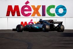 Lewis Hamilton, Mercedes-Benz F1 W08