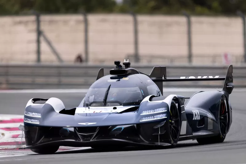 Jacky Ickx, Genesis Magma Racing Genesis