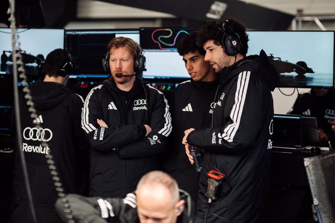 [Imagen: gabriel-bortoleto-audi-f1-team.jpg]