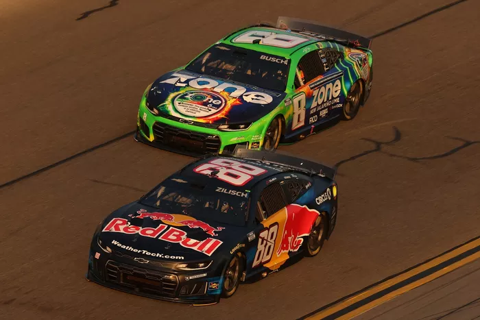 Connor Zilisch, Trackhouse Racing Chevrolet, Kyle Busch, Richard Childress Racing Chevrolet