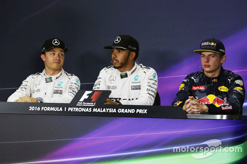 FIA post-qualifying press conference: polesitter Lewis Hamilton, Mercedes AMG F1, second place Nico 