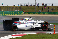 Valtteri Bottas, Williams FW38 y Felipe Massa, Williams FW38 luchan por la posición
