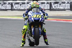 Valentino Rossi, Yamaha Factory Racing, Inicio de la práctica