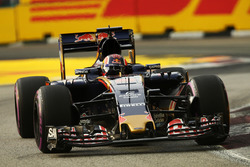 Даниил Квят, Scuderia Toro Rosso STR11