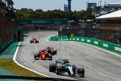 Valtteri Bottas, Mercedes AMG F1 W08, Kimi Raikkonen, Ferrari SF70H, Max Verstappen, Red Bull Racing RB13, Fernando Alonso, McLaren MCL32
