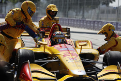 Ryan Hunter-Reay, Andretti Autosport Honda, pit stop