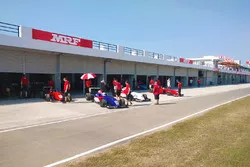 Pit lane atmosphere