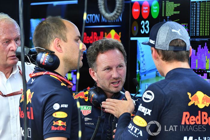 Gianpiero Lambiase, ingeniero de carreras Red Bull Racing, Christian Horner, director del equipo Red Bull Racing y Max Verstappen, Red Bull Racing