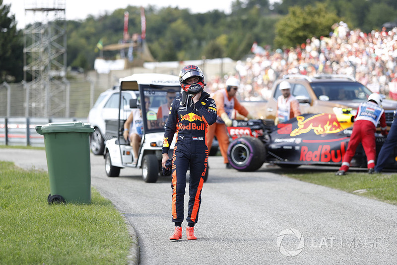 Race retiree Max Verstappen, Red Bull Racing