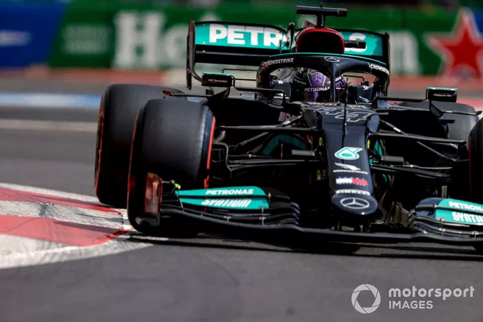 Lewis Hamilton, Mercedes W12