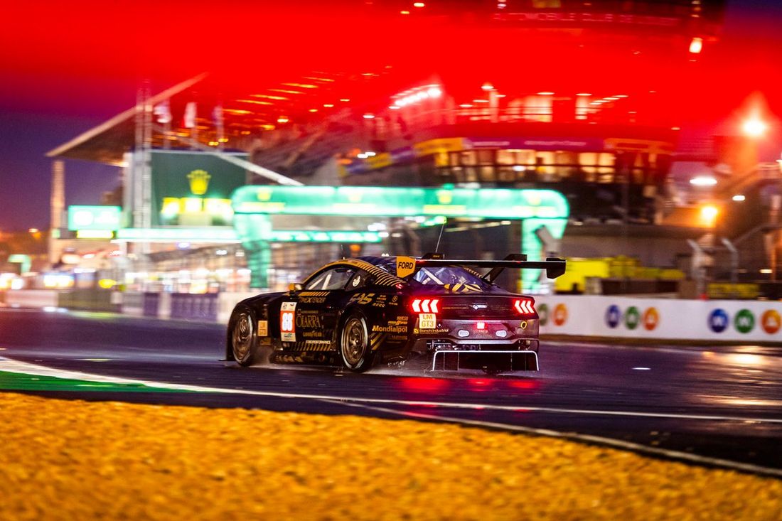 #88 Proton Competition Ford Mustang LMGT3: Giorgio Roda, Mikkel Pedersen, Dennis Olsen