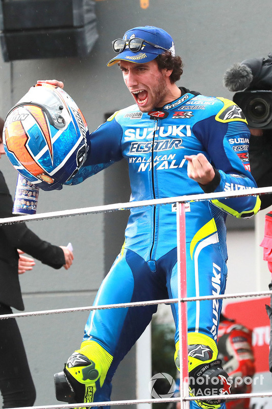 Podio: il secondo classificato Alex Rins, Team Suzuki MotoGP