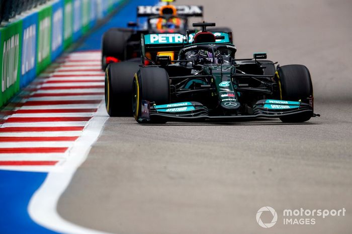 Lewis Hamilton, Mercedes W12