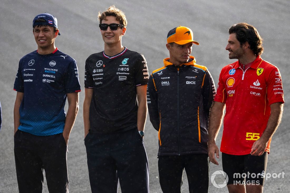 Alex Albon, Williams Racing, George Russell, Mercedes-AMG F1 Team, Lando Norris, McLaren F1 Team, Carlos Sainz, Scuderia Ferrari