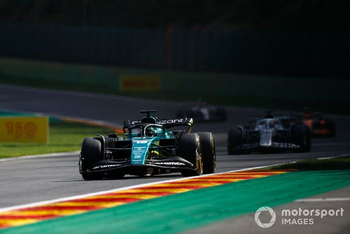 Lance Stroll, Aston Martin AMR22, Pierre Gasly, AlphaTauri AT03