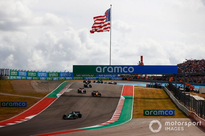 Lance Stroll, Aston Martin AMR22, Lando Norris, McLaren MCL36, Valtteri Bottas, Alfa Romeo C42