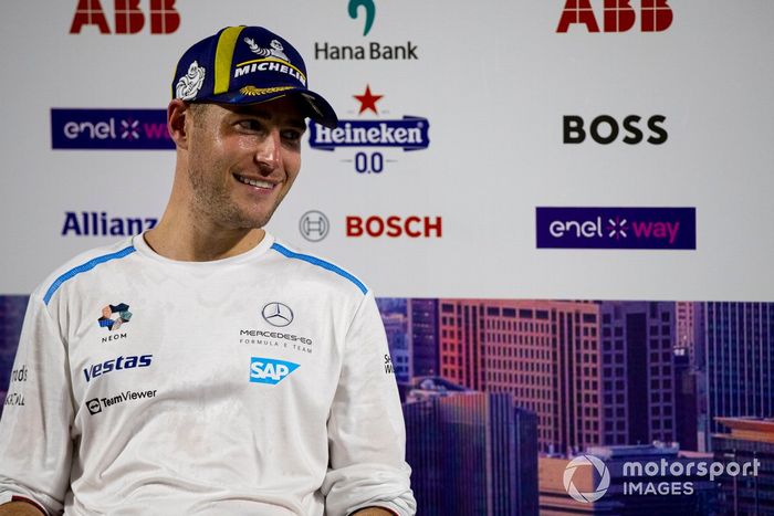 Stoffel Vandoorne, Mercedes-Benz EQ, en la rueda de prensa de los campeones