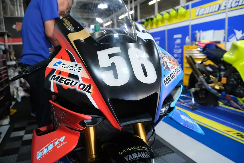 #56 青島めぐ with HAMAGUCHI Racing