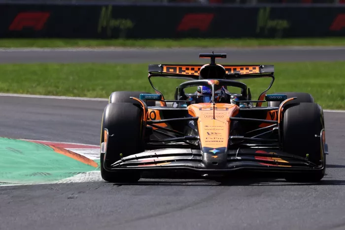 Alexander Dunne, McLaren