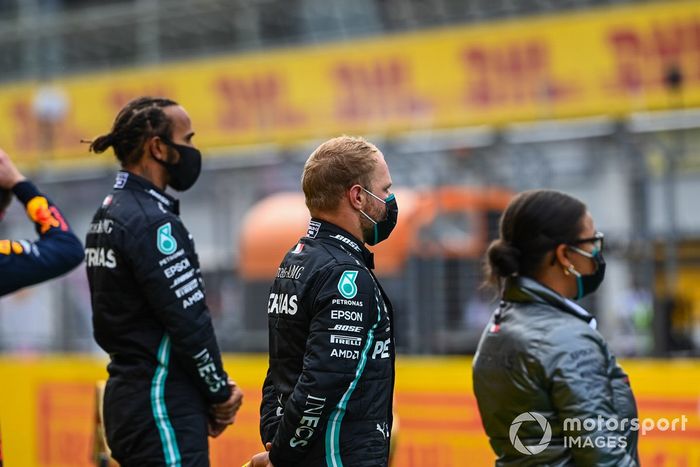 Podio: ganador de la carrera Lewis Hamilton, Mercedes-AMG Petronas F1, segundo lugar Valtteri Bottas, Mercedes-AMG Petronas F1, Stephanie Travers, ingeniera de fluidos de Petronas, Mercedes-AMG Petronas F1