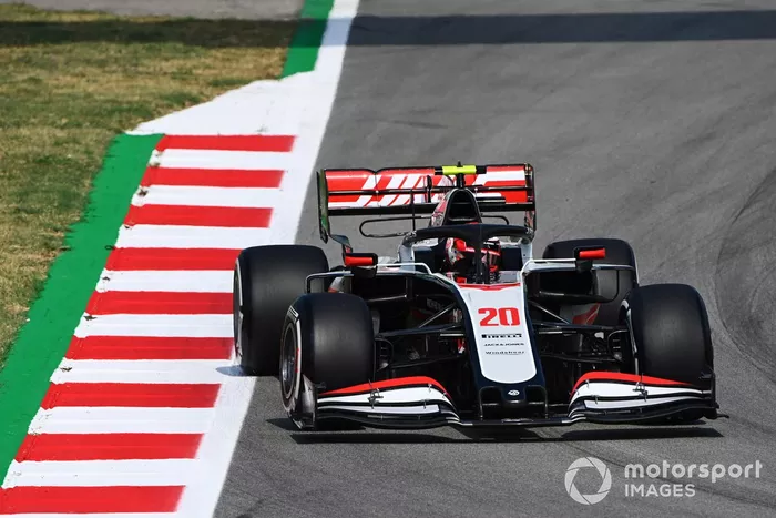 Kevin Magnussen, Haas VF-20 