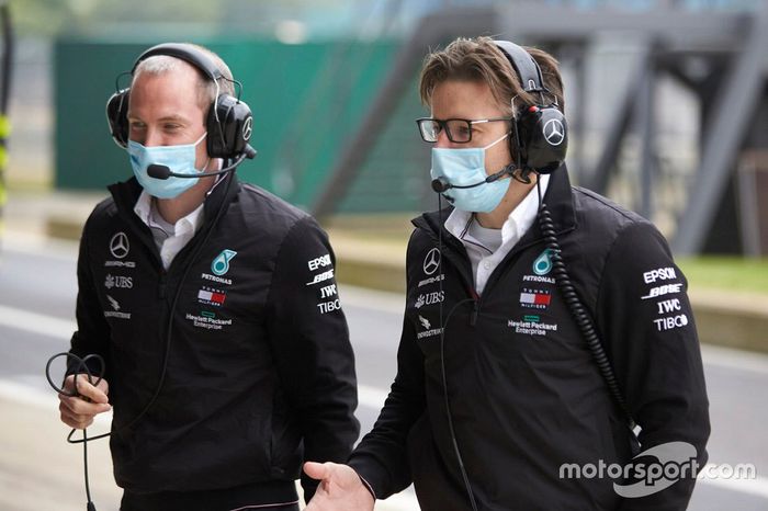 Miembros de Mercedes F1 AMG team 