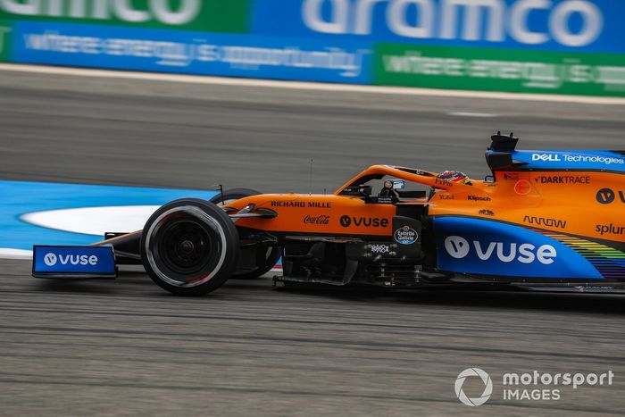 Carlos Sainz Jr., McLaren MCL35