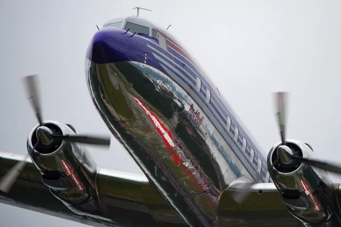 Avión Red Bull 