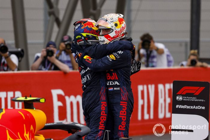 Sergio Pérez, Red Bull Racing, Max Verstappen, Red Bull Racing