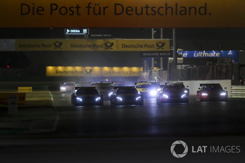 Paul Di Resta, Mercedes-AMG Team HWA, Mercedes-AMG C63 DTM leads the start of the race