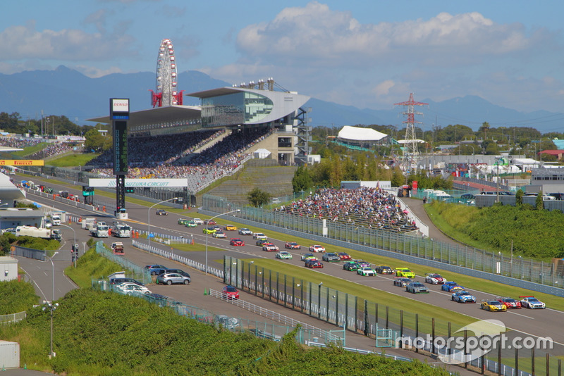 Start Suzuka 10 Jam