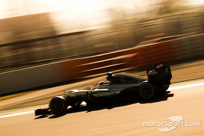 Lewis Hamilton, Mercedes AMG F1 W07 Hybrid