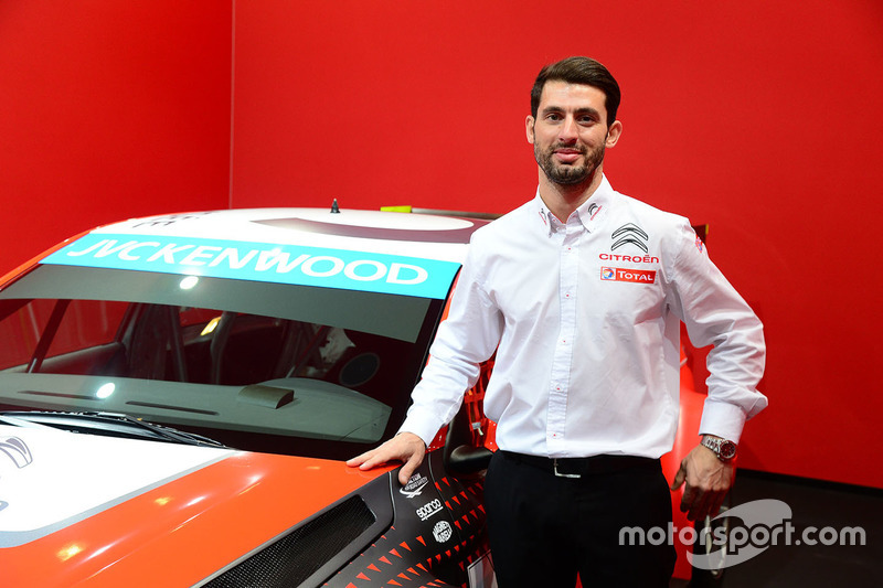 Jose Maria Lopez with the Citroën C-Elysee WTCC, Citroën World Touring Car team 2016 renk düzeni