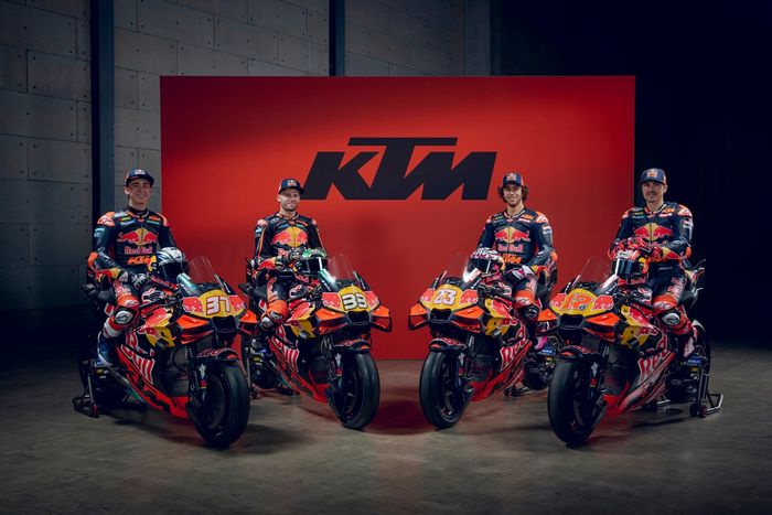 Pedro Acosta, Red Bull KTM Factory Racing, Brad Binder, Red Bull KTM Factory Racing, Enea Bastianini, Red Bull KTM Tech 3, Maverick Vinales, Red Bull KTM Tech 3
