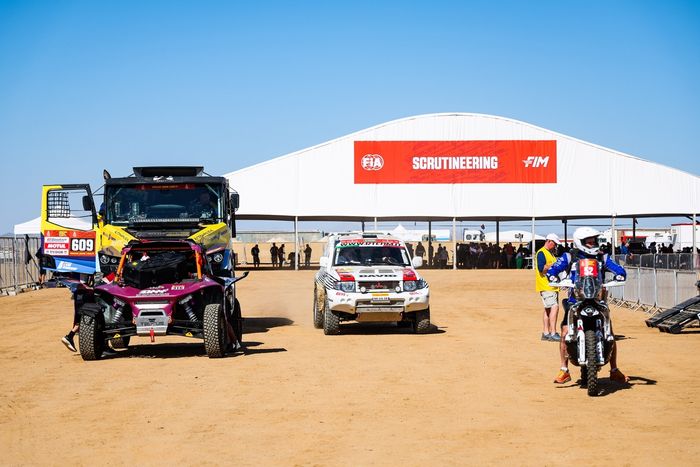 #609 Kuipers-Jongbloed Hybrid Renault: Герт Хуцинк, Хьюго Куппер, Марио Кресс