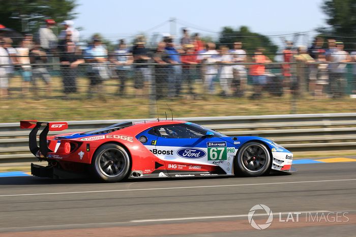40°: #67 Ford Chip Ganassi Racing Ford GT: Andy Priaulx, Harry Tincknell, Pipo Derani