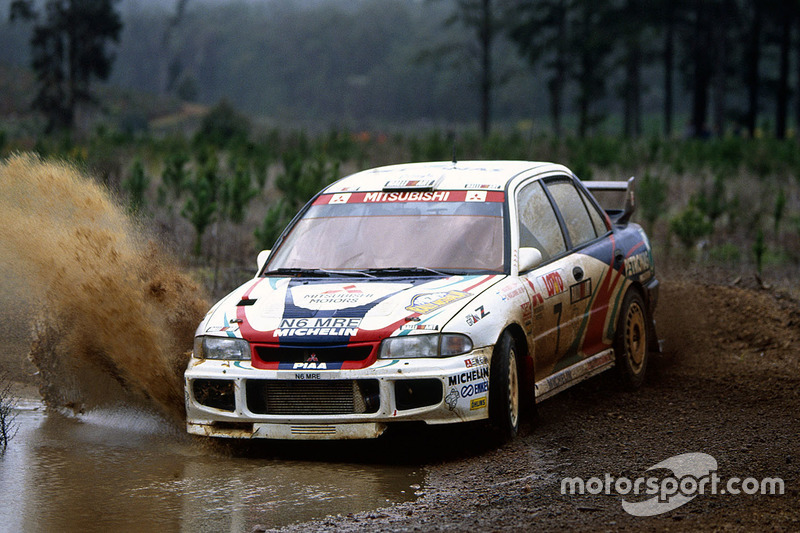 Tommi Mäkinen, con un Mitsubishi Lancer Evo3 en el Rally de Australia 1996