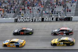 Kyle Busch, Joe Gibbs Racing Toyota Martin Truex Jr., Furniture Row Racing Toyota Daniel Suárez, Joe