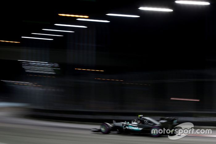 14ª Rosberg en Singapur