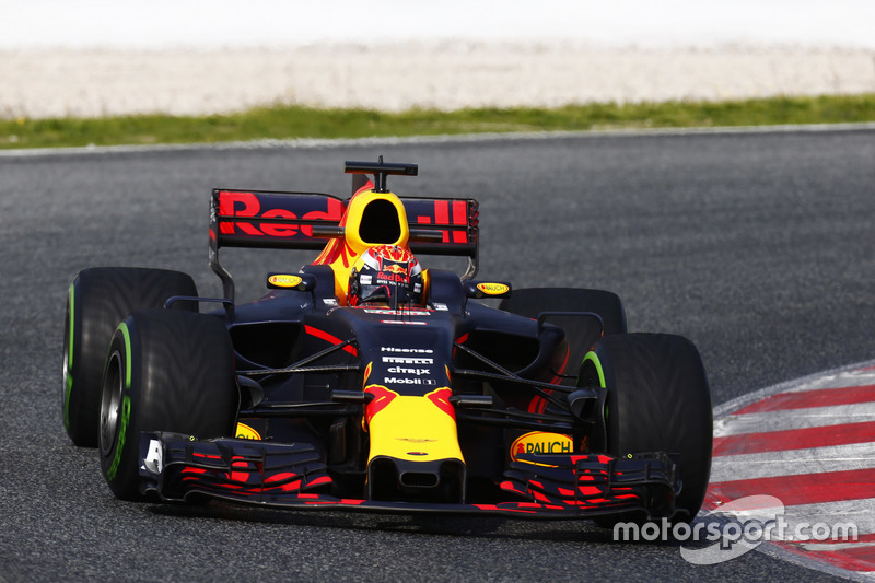 7º Max Verstappen, Red Bull Racing RB13, 1:21.769, blandos, (174 vueltas)