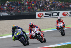 Valentino Rossi, Yamaha Factory Racing, Danilo Petrucci, Pramac Racing