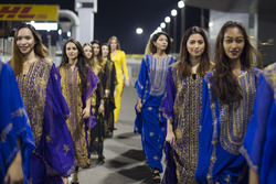 Des Grid Girls