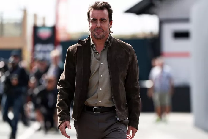 Fernando Alonso, Aston Martin Racing