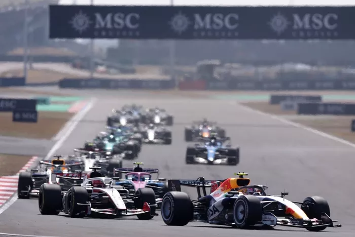 إستيبان أوكون، فريق هاس للفورمولا 1، ليام لوسون، راسينغ بولز