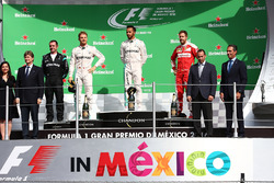 Podium: ganador, Lewis Hamilton, Mercedes AMG F1, segundo, Nico Rosberg, Mercedes AMG F1, tercero Sebastian Vettel, Ferrari