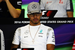 Льюіс Хемілтон, Mercedes AMG F1 на прес-конференції FIA