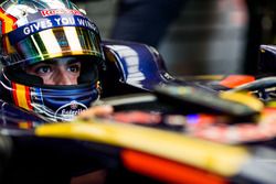 Carlos Sainz Jr., Scuderia Toro Rosso